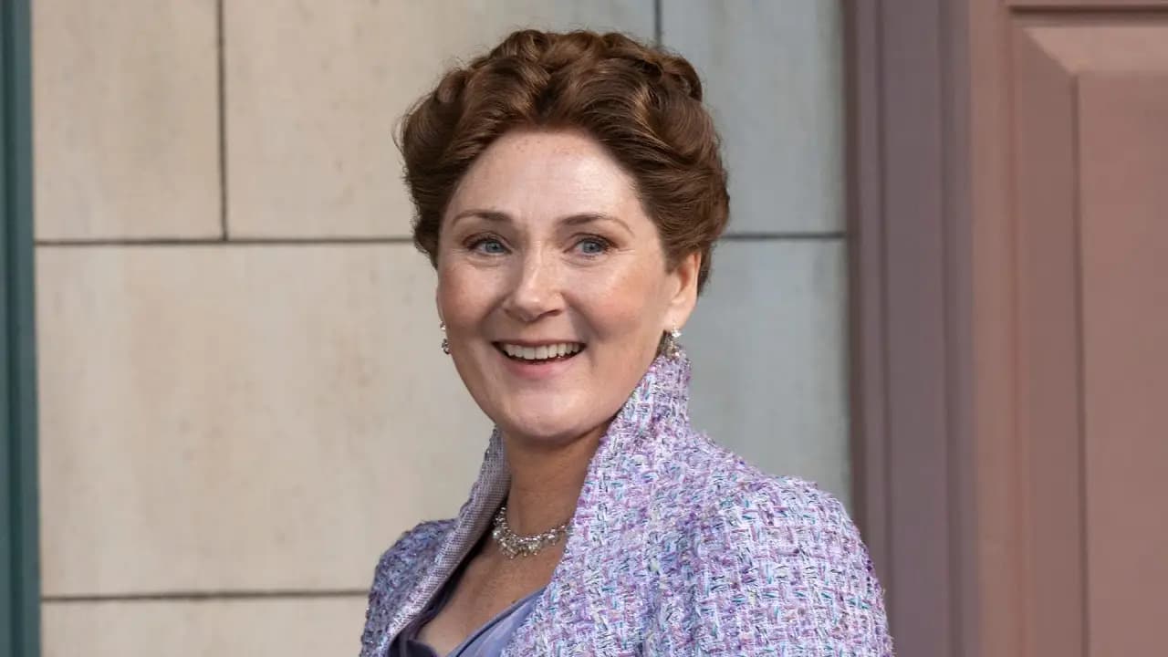 Lady Whistledown pobláznila sítě: Oznámila nový spin-off z rodiny Bridgertonových Lady Whistledown pobláznila sítě: Oznámila nový spin-off z rodiny Bridgertonových